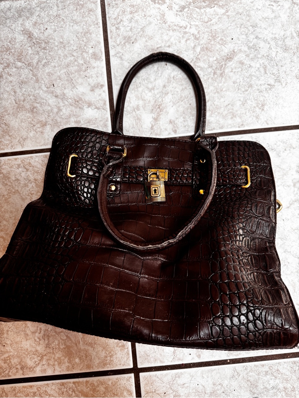 Faux Croc-Embossed Tote Bag in Dark Brown